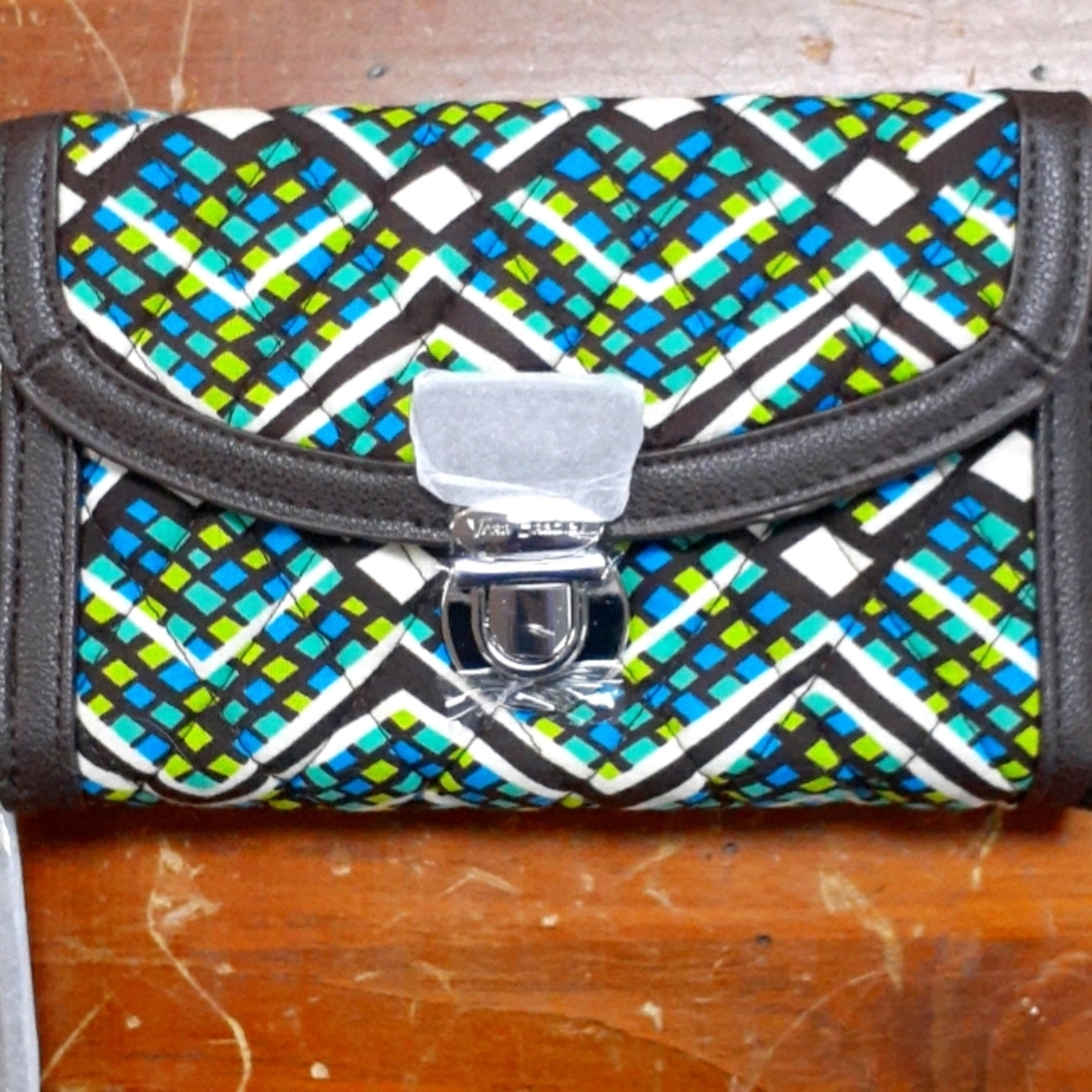 Vera Bradley wristlet wallet